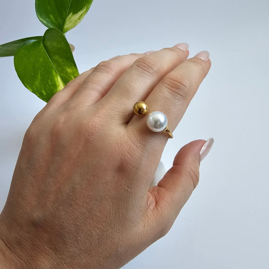 Orbe Pearl Open Ring