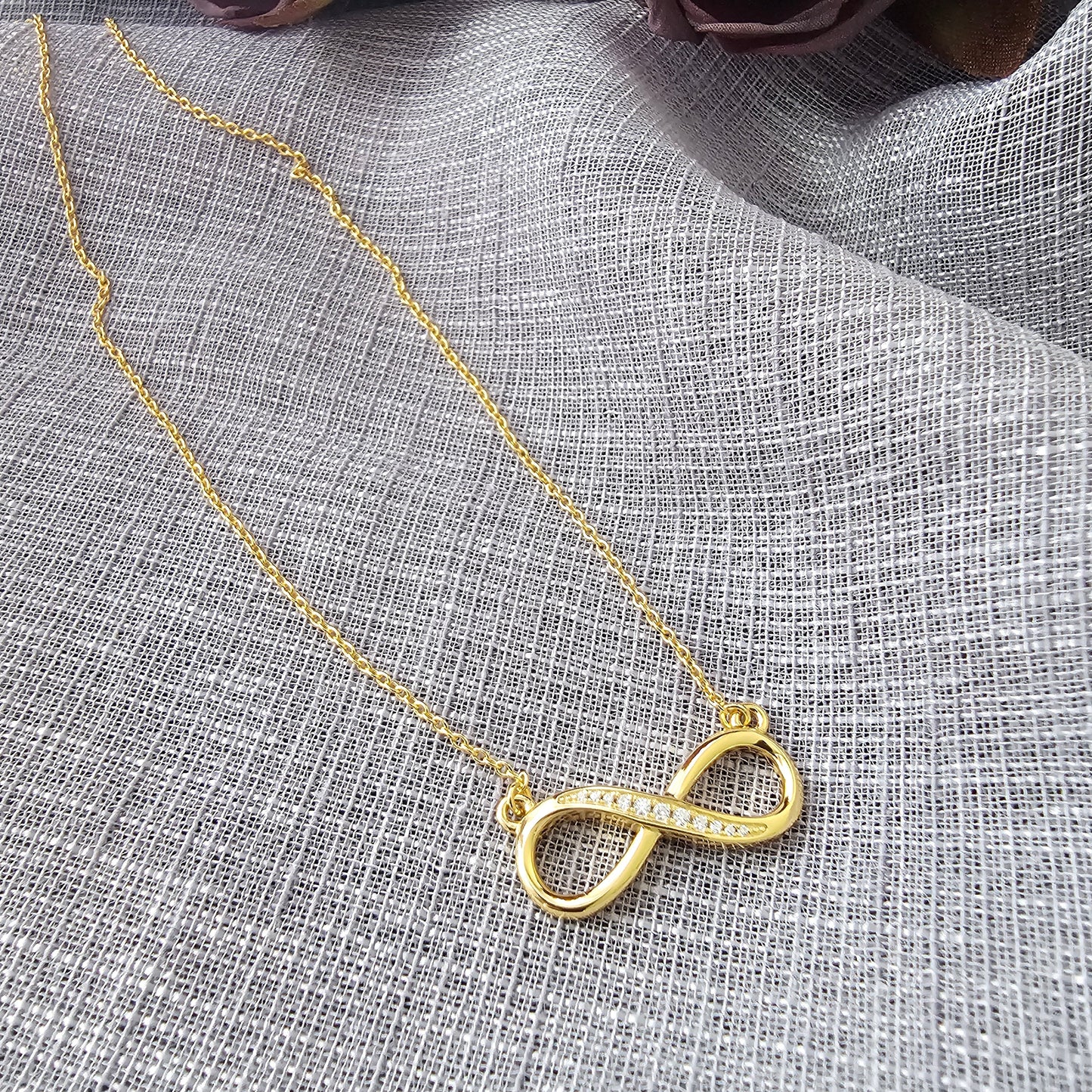 Infinity Pendan Necklace