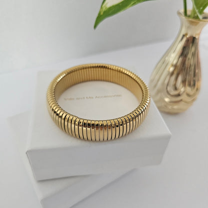 Flex Golden Bangle - Bold 16mm