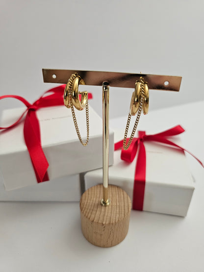 Dual Layered Chain Hoop