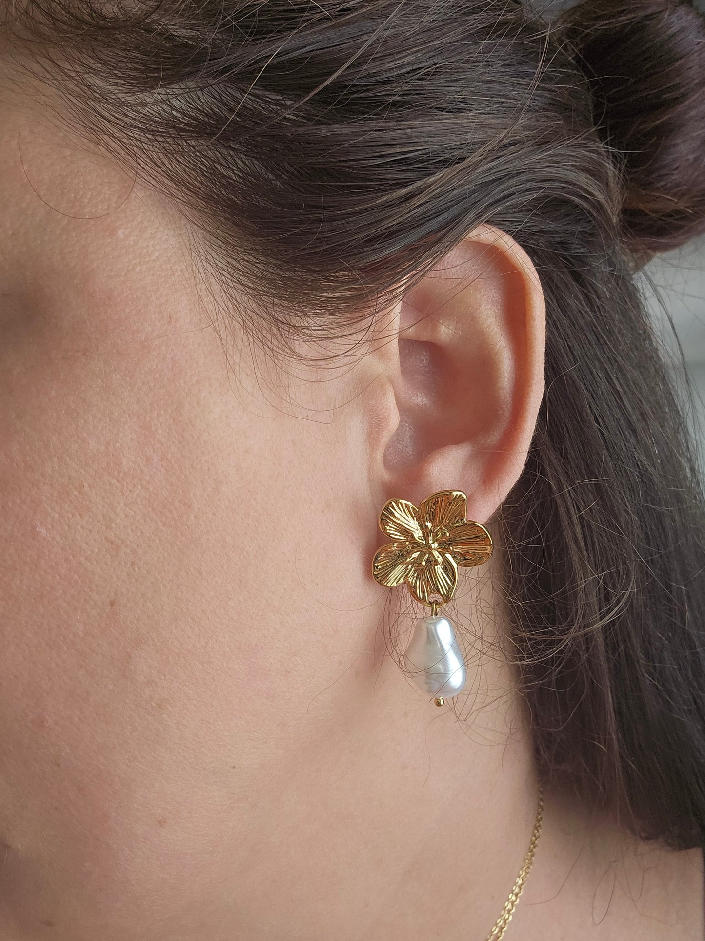 Pearl Flower Earrings