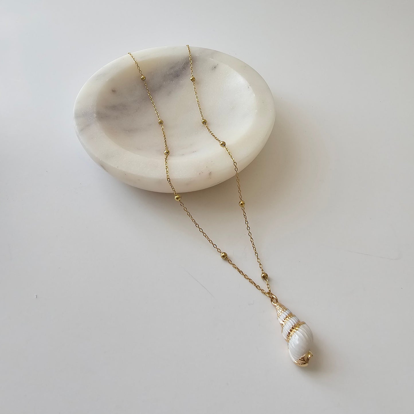 Dainty Shell Necklace
